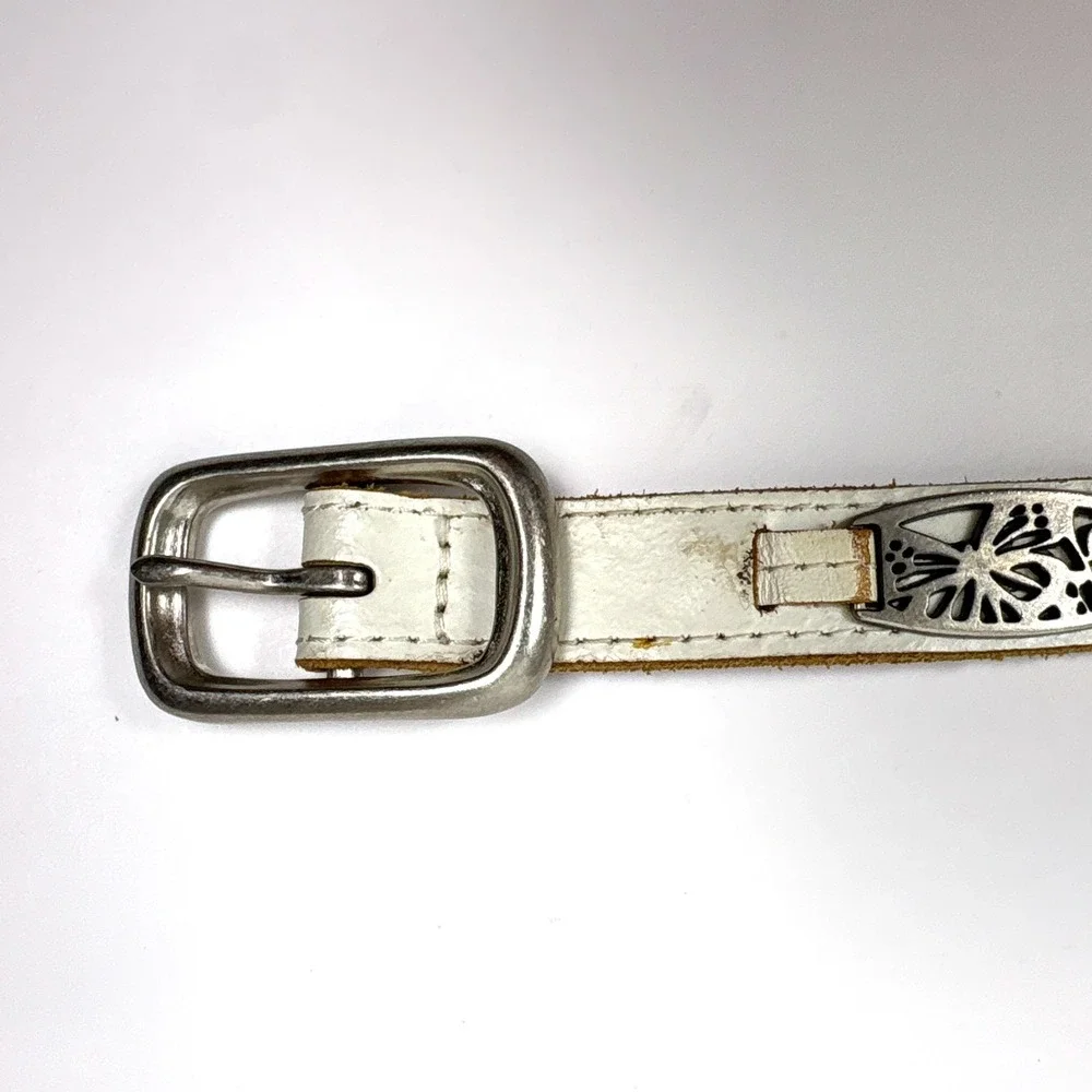VTG Fossil Leather Belt Womens 38 XL White Silver Overlays Floral Butterfly West